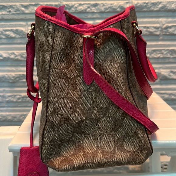 Coach Brown and Pink Shoulder Bag - Picture 5 of 9
